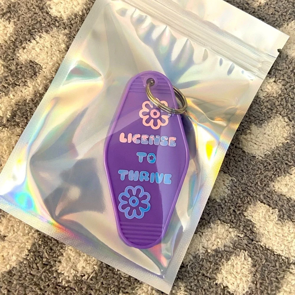 HANDMADE MOTEL KEYCHAIN LICENSE TO THRIVE